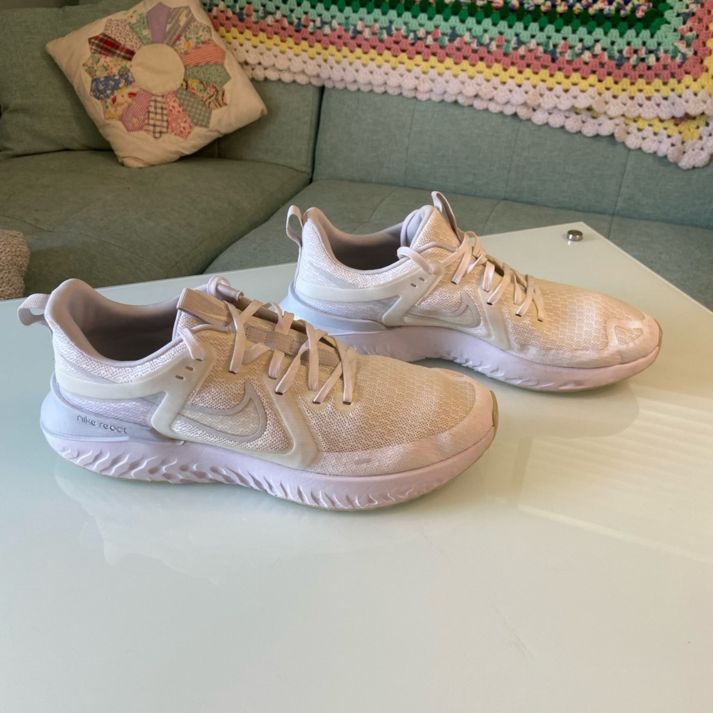 Nike Legend React Size 14 White